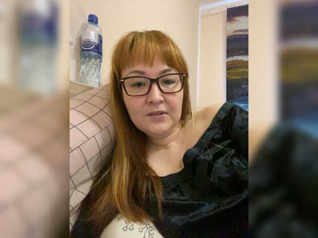 Live трансляция QueenFoxyLisa - slutnetki.online