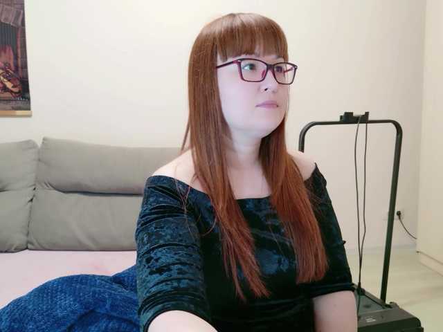 Fox-Lisa's BongaCams profile