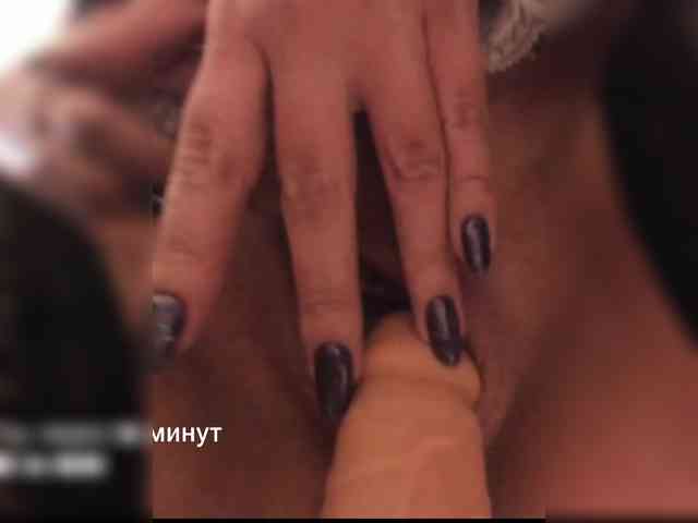 QueenFoxyLiza webcam