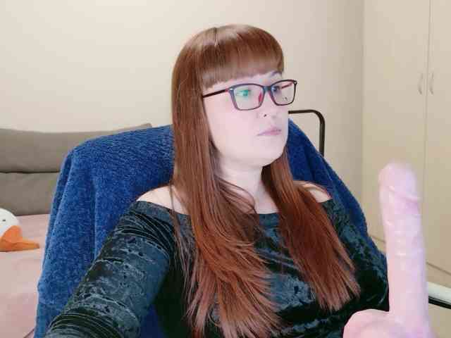 QueenFoxyLiza webcam