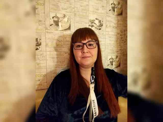 QueenFoxyLiza webcam