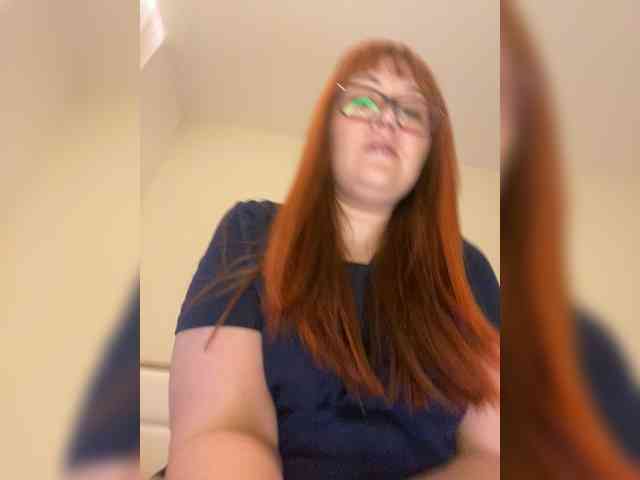 QueenFoxyLisa webcam