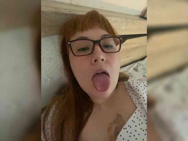 QueenFoxyLisa webcam