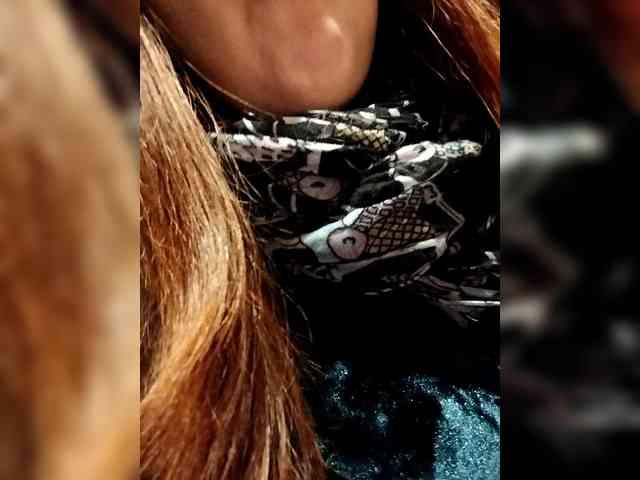 QueenFoxyLiza webcam