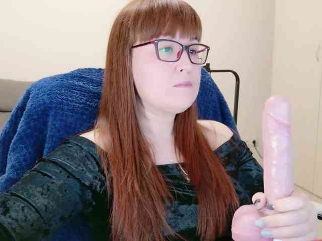 QueenFoxyLiza webcam