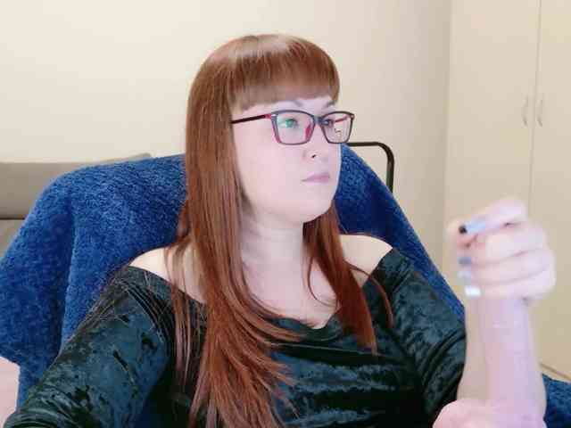 QueenFoxyLiza webcam