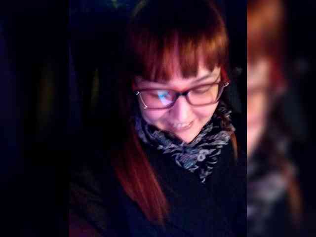 QueenFoxyLiza webcam