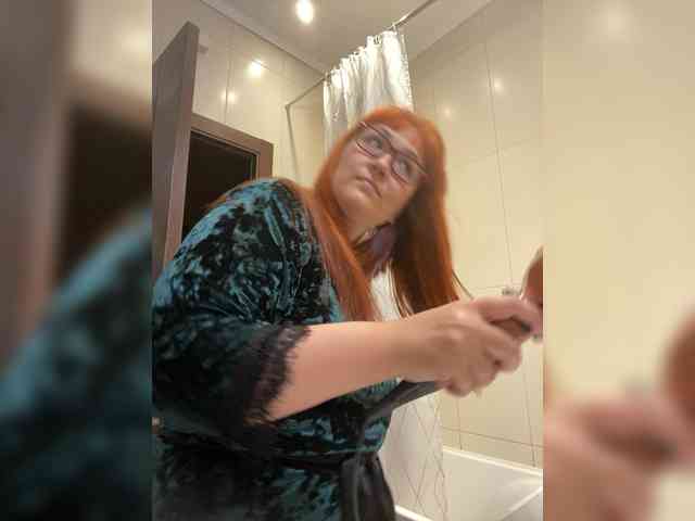 QueenFoxyLisa webcam
