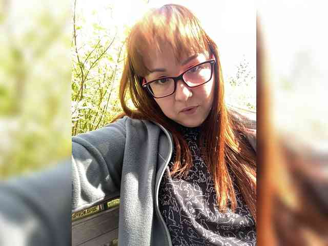 QueenFoxyLisa webcam