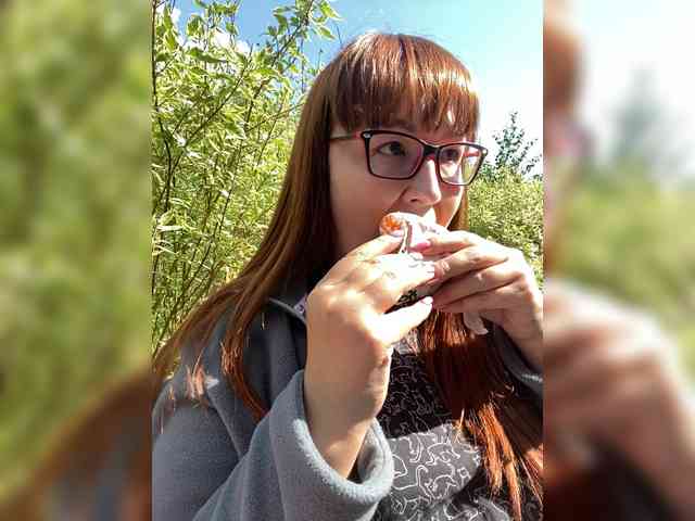 Модель: QueenFoxyLisa