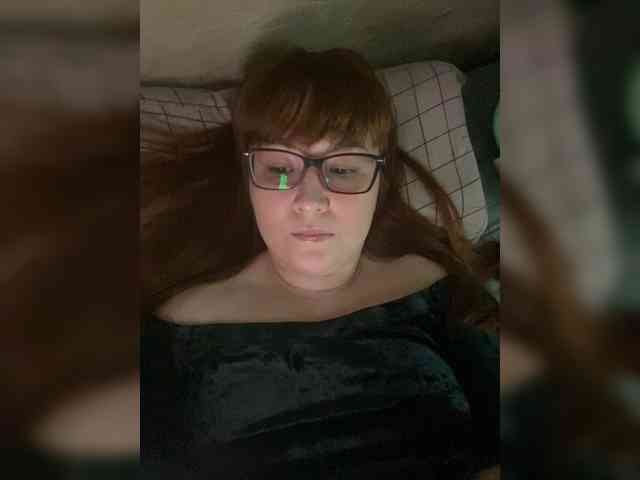 QueenFoxyLiza webcam