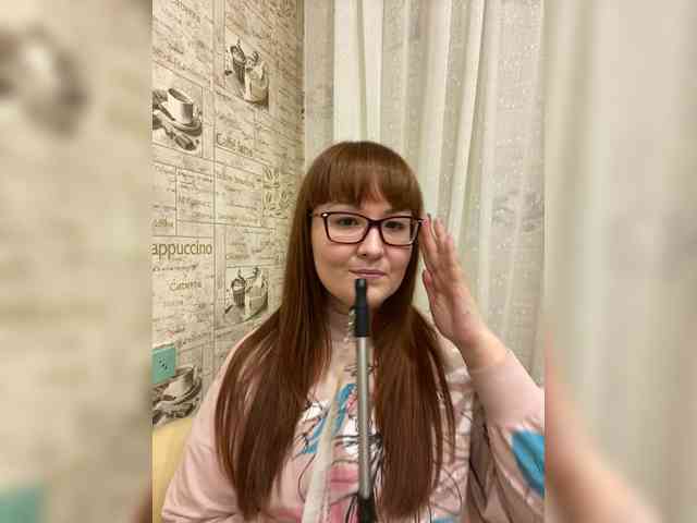 QueenFoxyLiza webcam