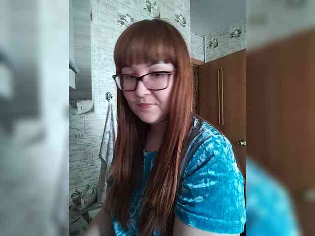 QueenFoxyLisa webcam