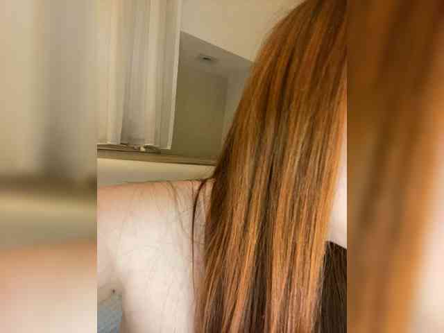 Модель: MissFoxxx