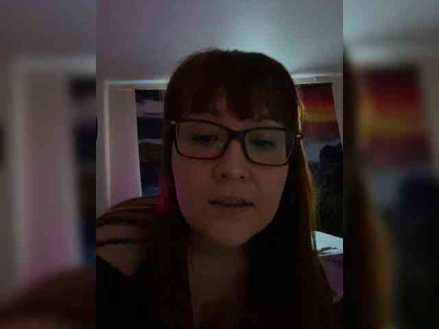 QueenFoxyLiza webcam