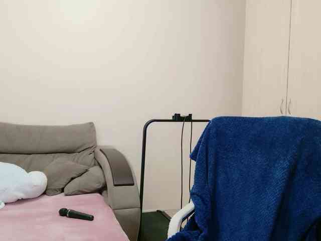 QueenFoxyLiza webcam