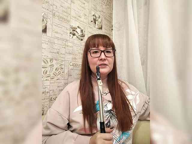 QueenFoxyLiza webcam