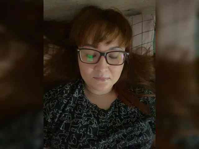 QueenFoxyLiza webcam