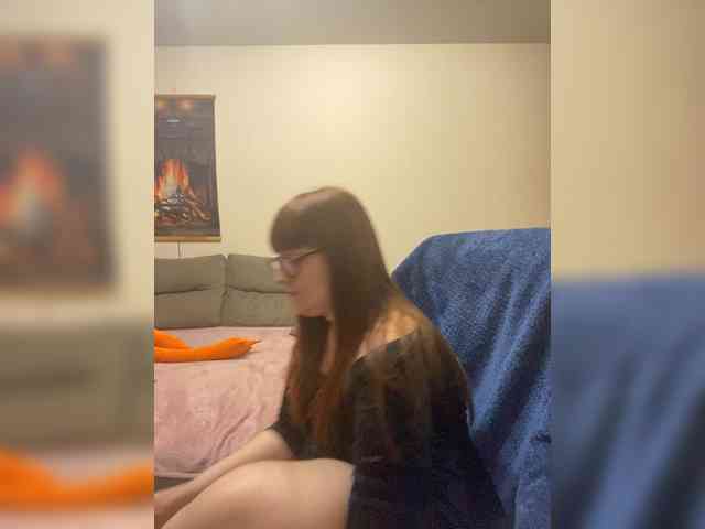 QueenFoxyLiza webcam
