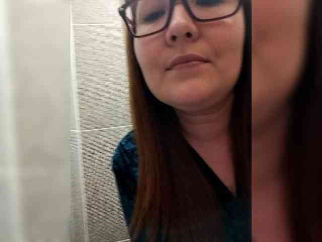 QueenFoxyLiza webcam