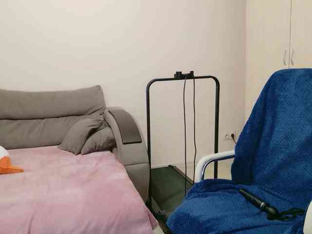 QueenFoxyLiza webcam