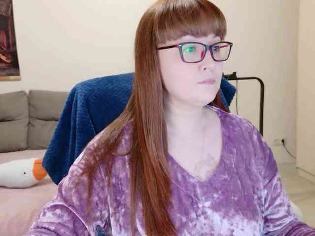 QueenFoxyLiza webcam