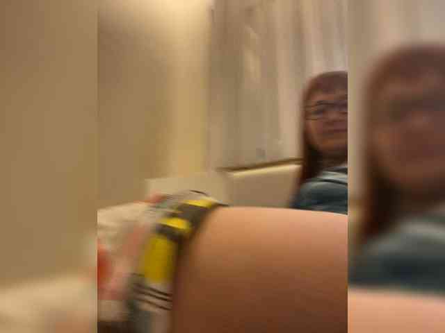 QueenFoxyLisa webcam