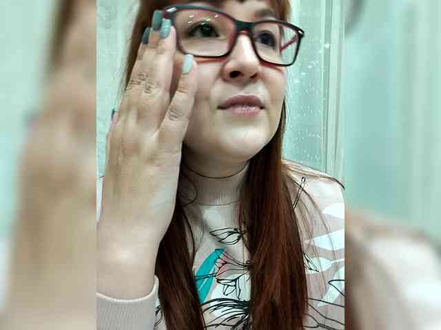 QueenFoxyLiza webcam