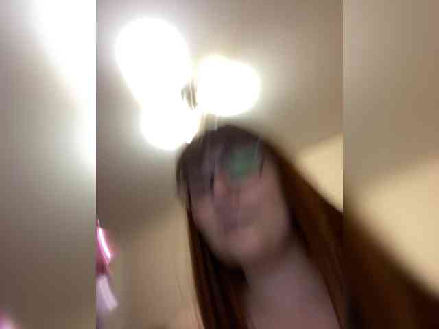 QueenFoxyLisa webcam