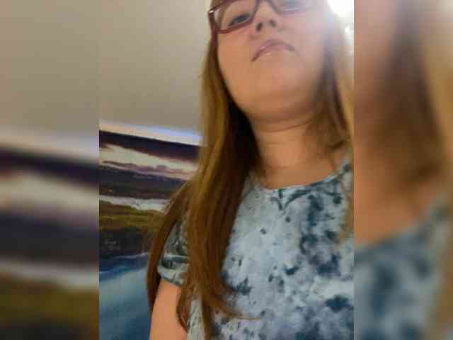 QueenFoxyLisa webcam