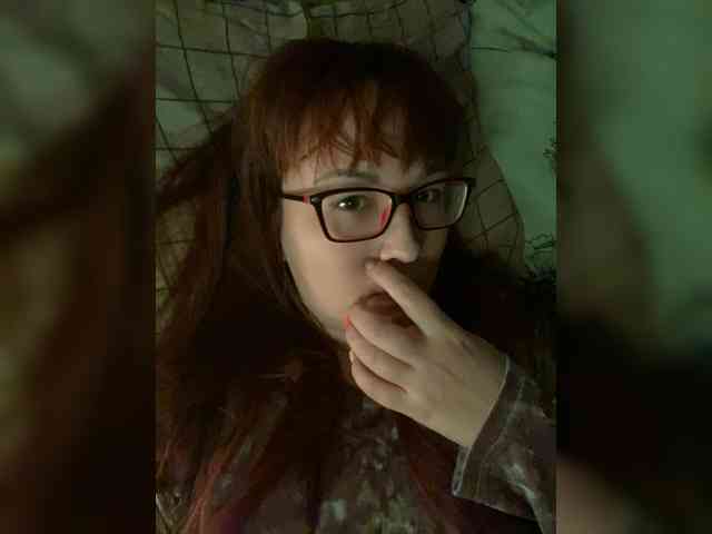 QueenFoxyLiza webcam