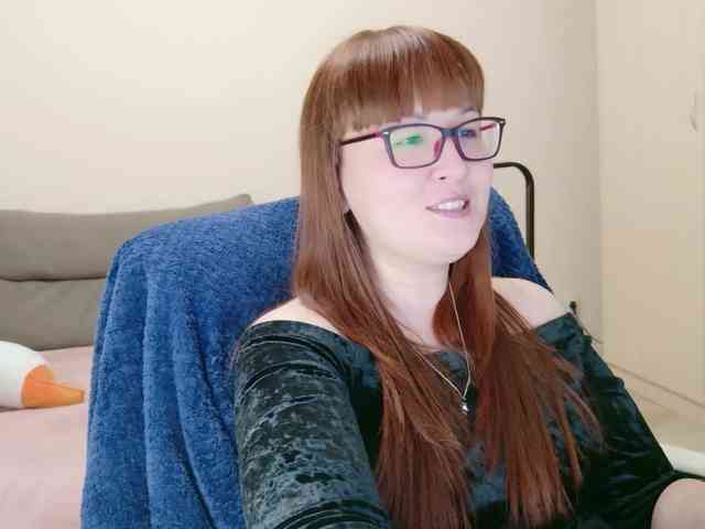 QueenFoxyLiza webcam