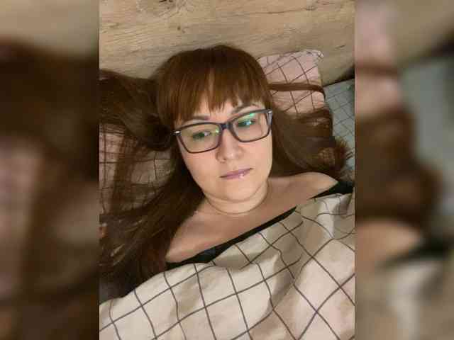 QueenFoxyLiza webcam