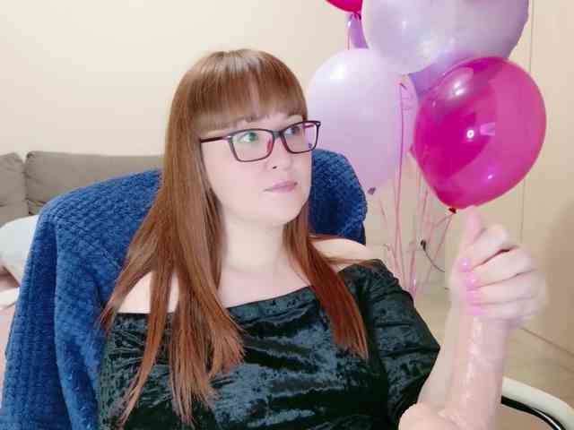 QueenFoxyLiza webcam