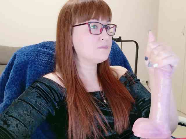 QueenFoxyLiza webcam