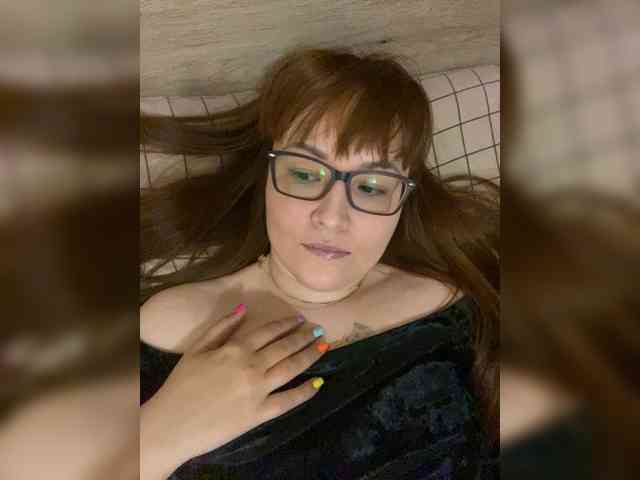 QueenFoxyLiza webcam