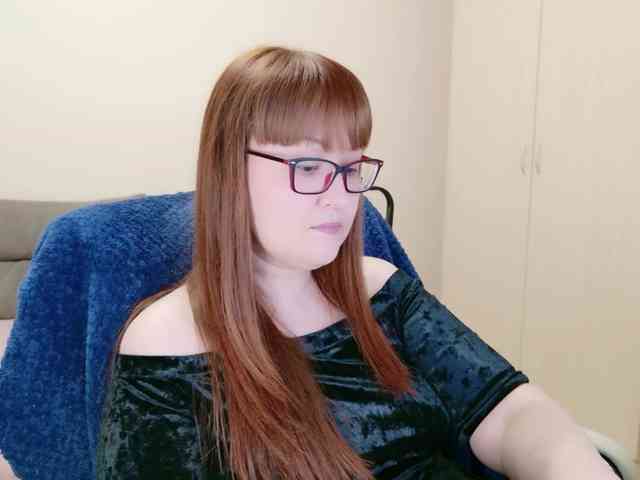 QueenFoxyLiza webcam