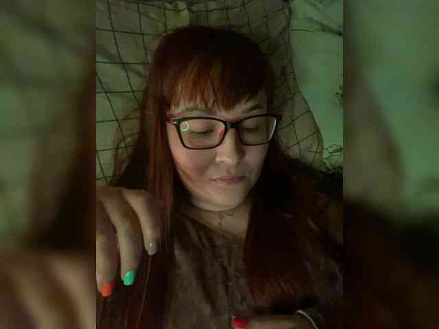 QueenFoxyLiza webcam