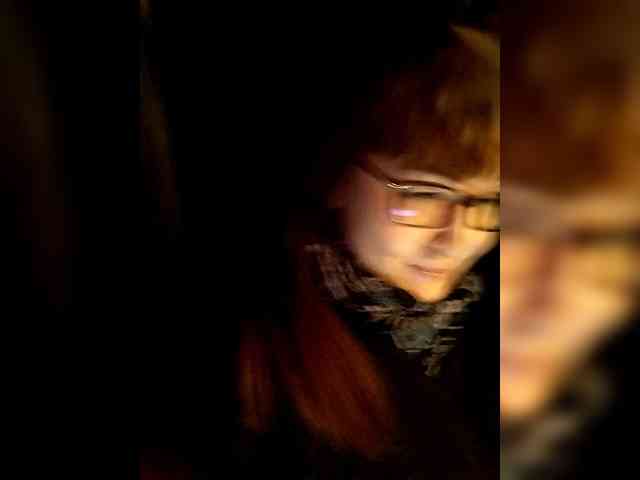 QueenFoxyLiza webcam