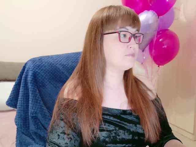 QueenFoxyLiza webcam