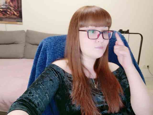 QueenFoxyLiza webcam