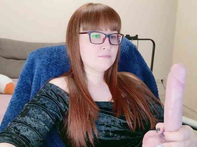 QueenFoxyLiza webcam