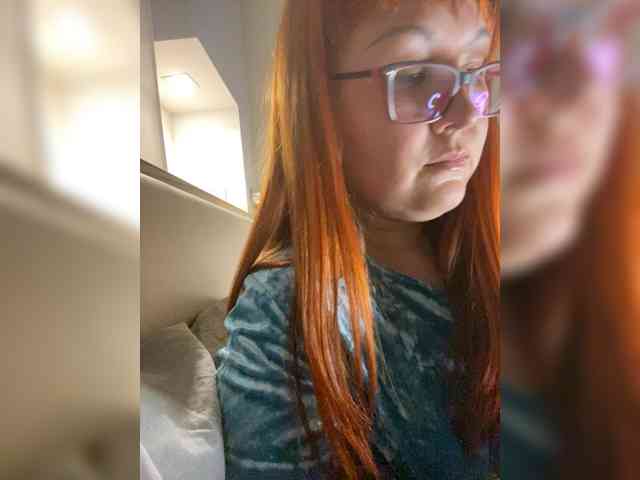 QueenFoxyLisa webcam