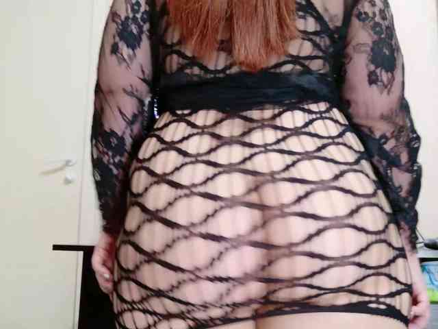 QueenFoxyLiza webcam