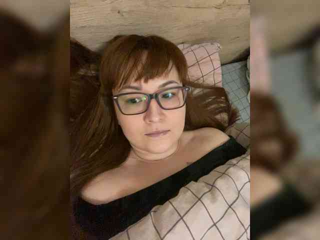 QueenFoxyLiza webcam