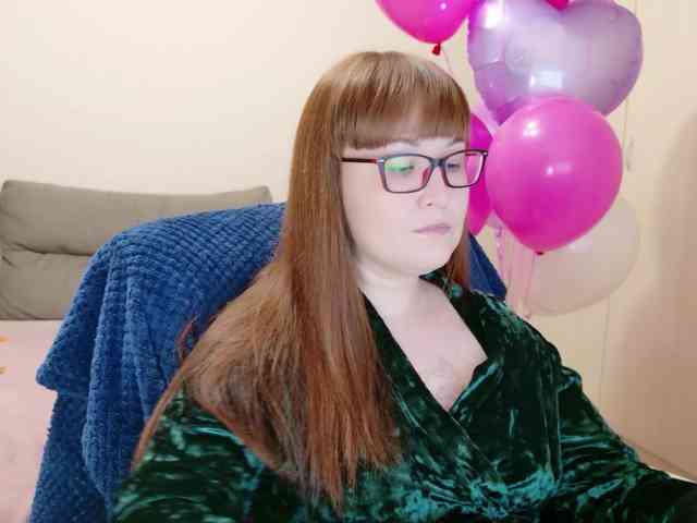 QueenFoxyLiza webcam