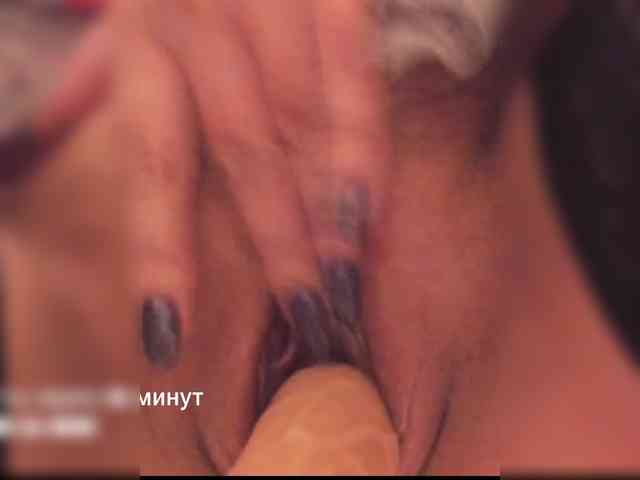 QueenFoxyLiza webcam