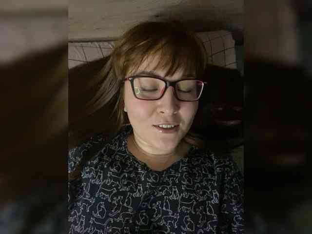 QueenFoxyLiza webcam
