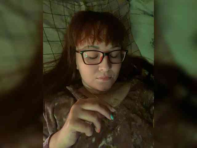 QueenFoxyLiza webcam