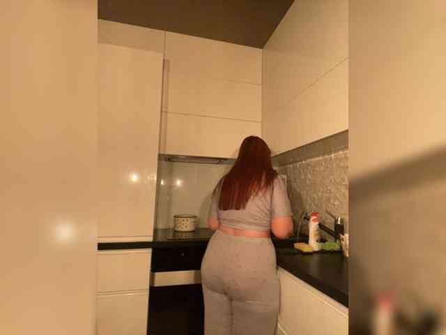 Модель: MissFoxxx